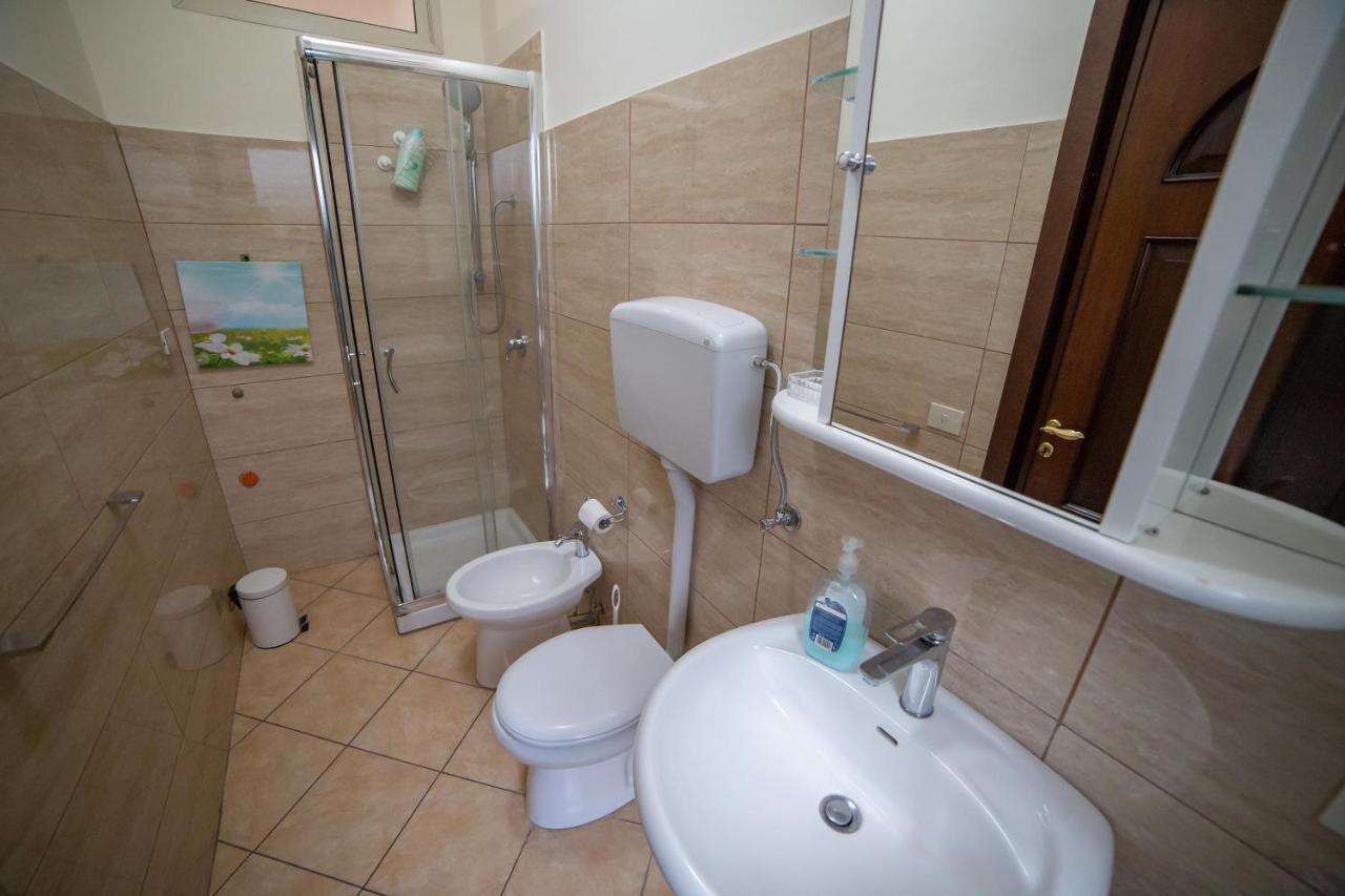 לינה וארוחת בוקר קטאניה Antichi Profumi מראה חיצוני תמונה