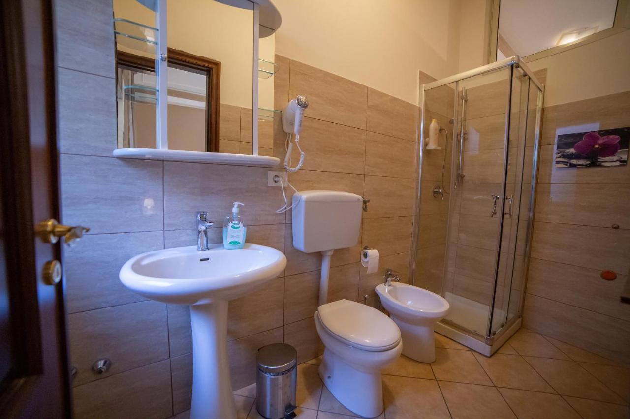 לינה וארוחת בוקר קטאניה Antichi Profumi מראה חיצוני תמונה